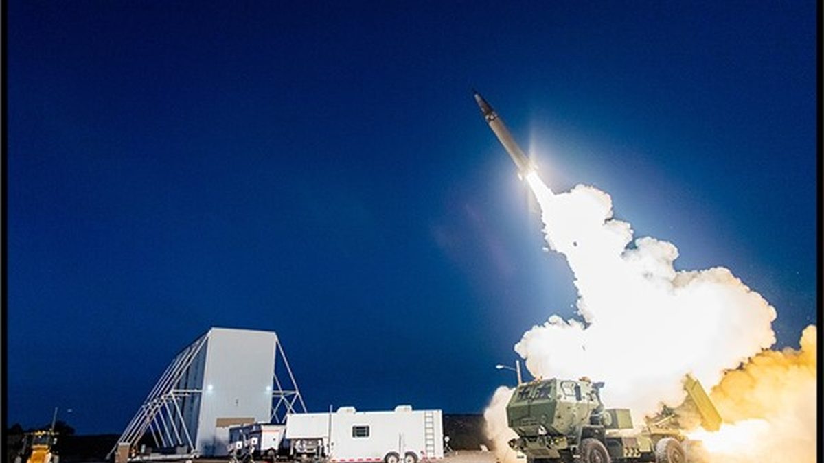 A U.S. Army Precision Strike Missile launches from a HIMARS at White Sands Missile Range during a production qualification flight test.