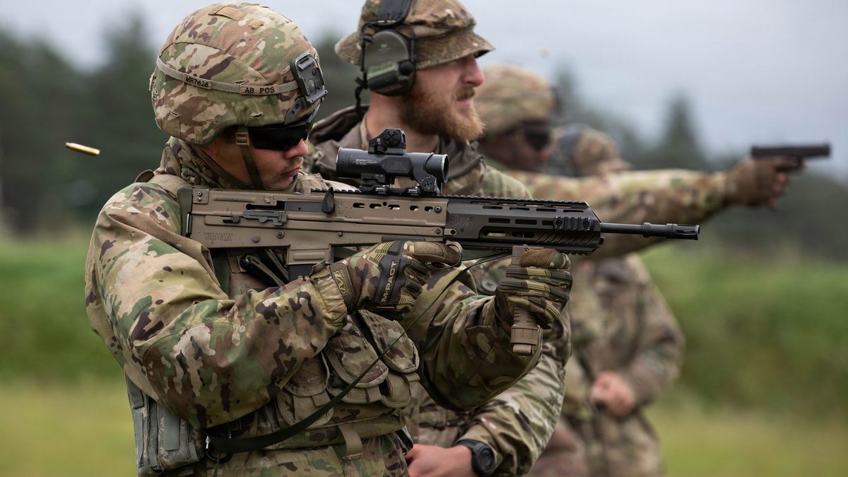 Project GRAYBURN takes shape: Beretta NARP and Sako line up to replace the British Army's SA80