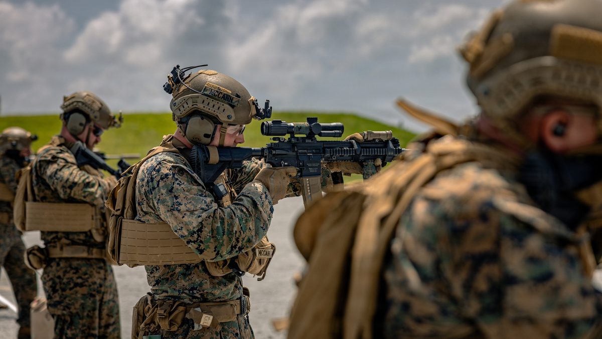 The M27 Infantry Automatic Rifle: How a Piston Rifle Became the Marine Corps Standard