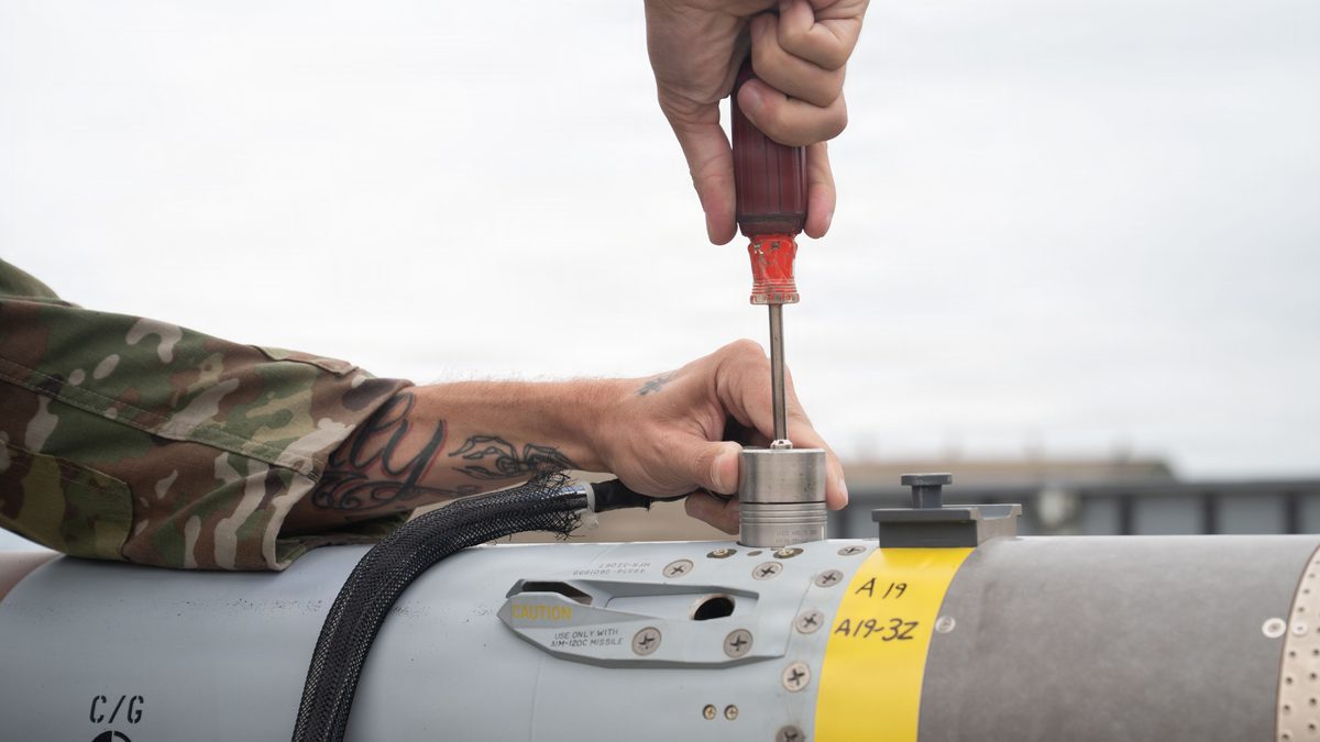 AMRAAM Wing and Fin Replenishment Goes Sole-Source to One Alabama Small Business Until 2031